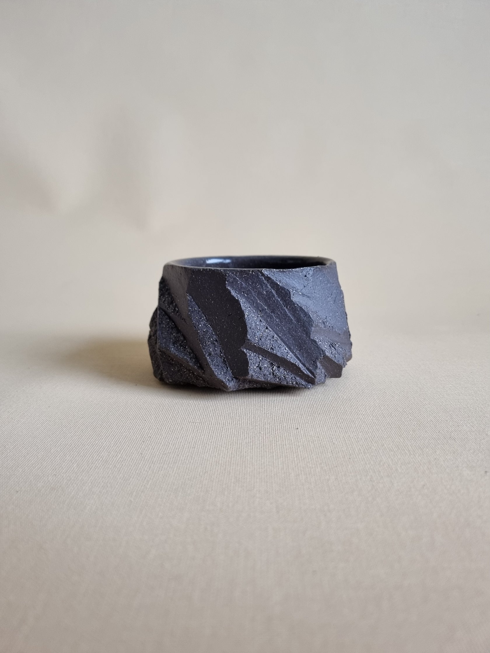 Kurinuki cup: Charcoal #07