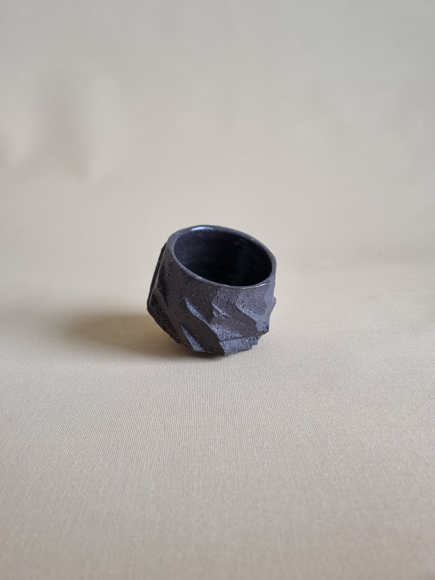 Kurinuki cup: Charcoal #15