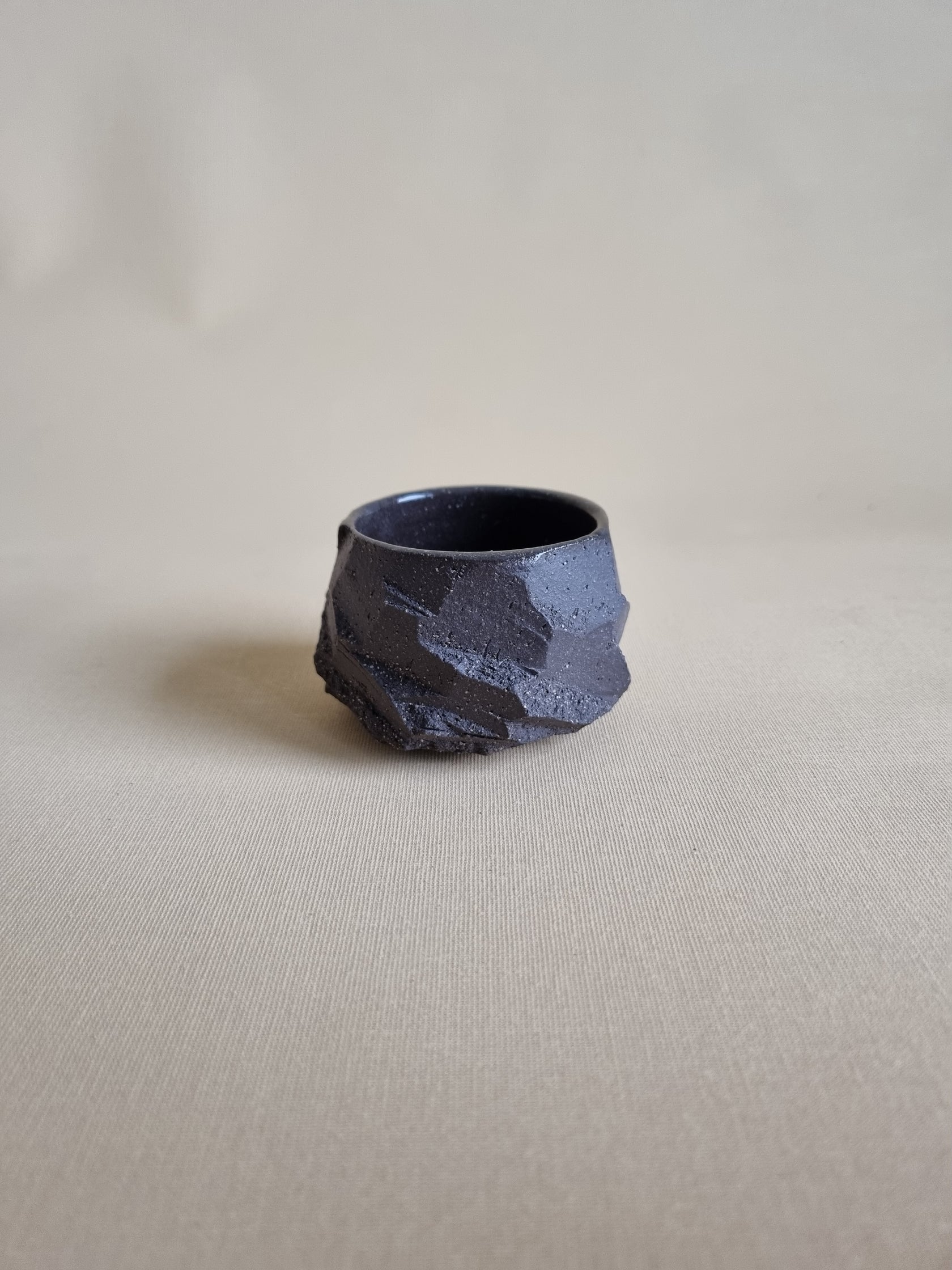 Kurinuki cup: Charcoal #15