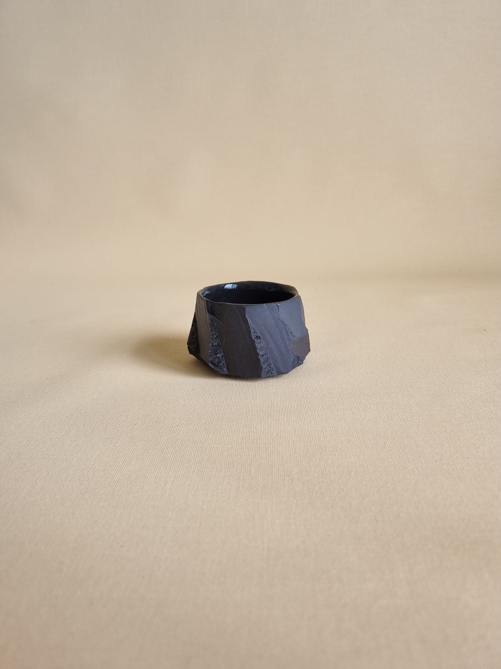 Kurinuki cup: Obsidian #10