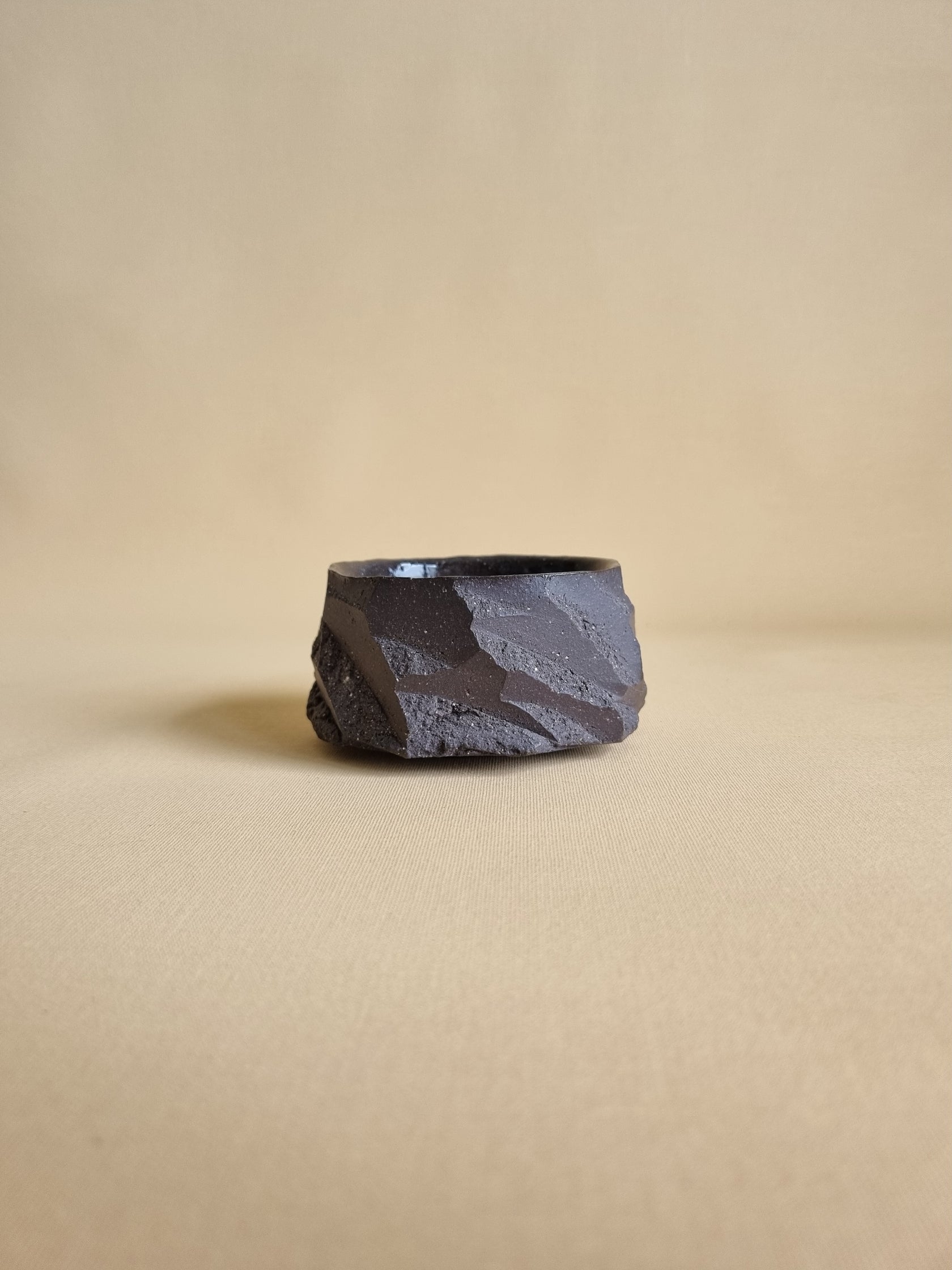 Kurinuki cup: Charcoal #08