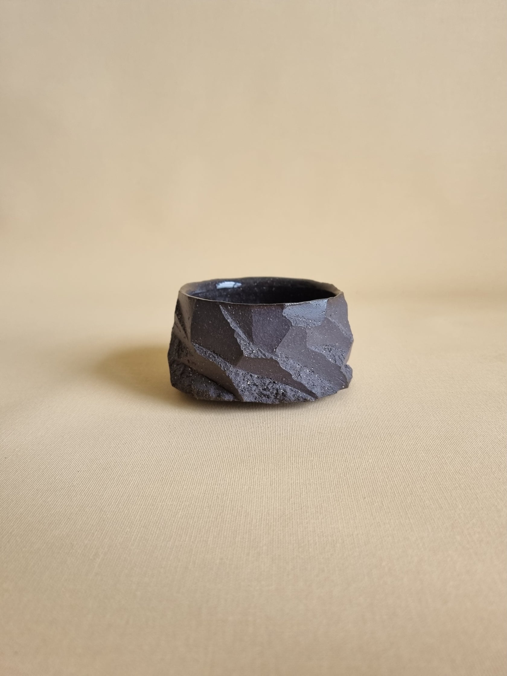 Kurinuki cup: Charcoal #08